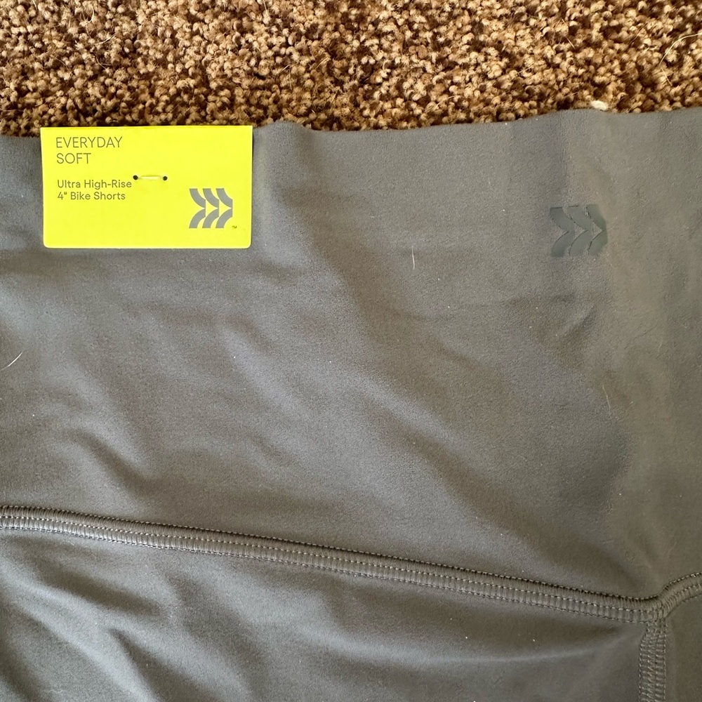 All in Motion Women's Gray Bike Shorts - Picture 6 of 6